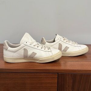Veja Men's Campo Sneakers. Sz. 43/ US 10